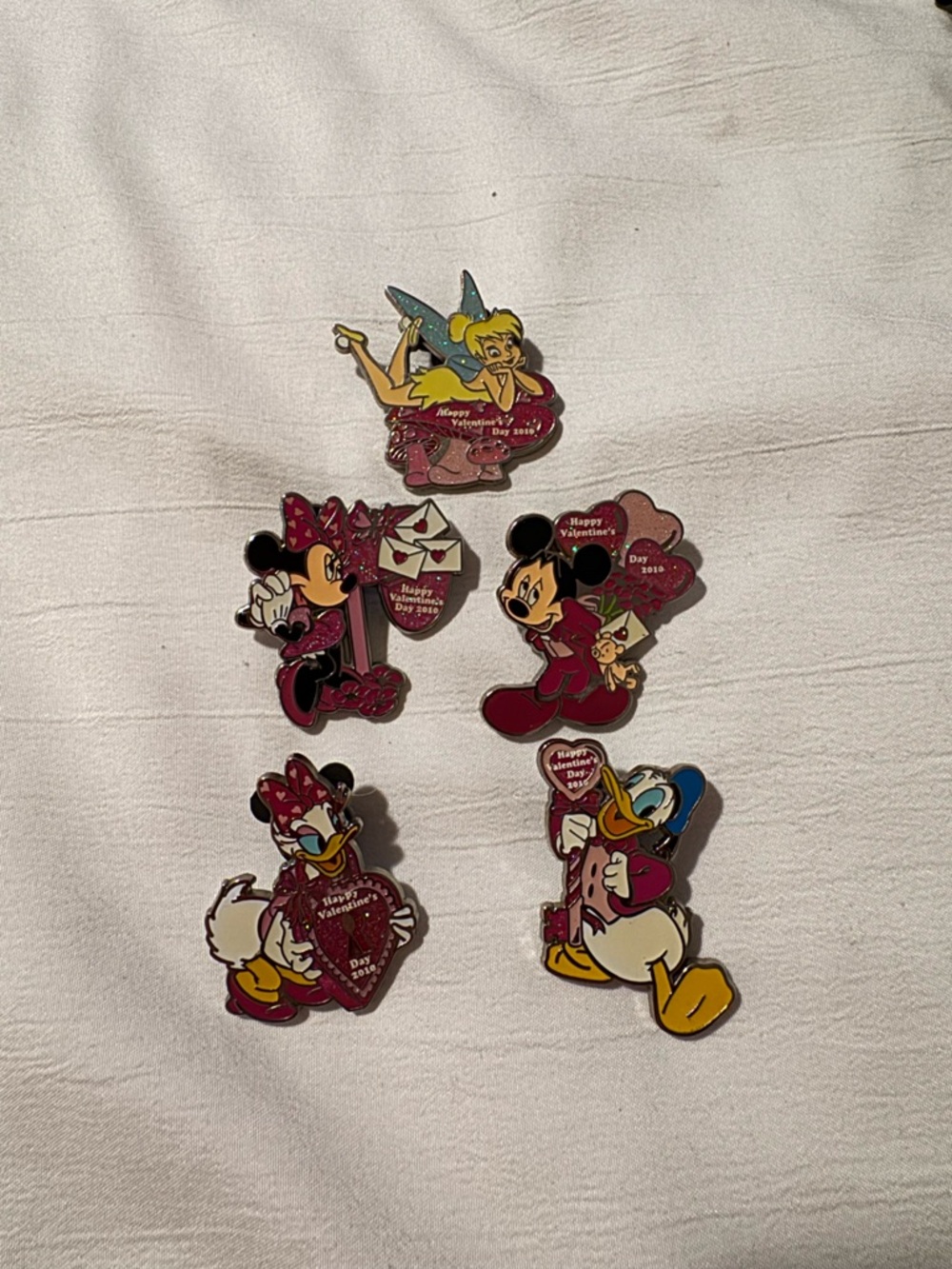 Disneyland Valentine’s Day 2010 Pin Set